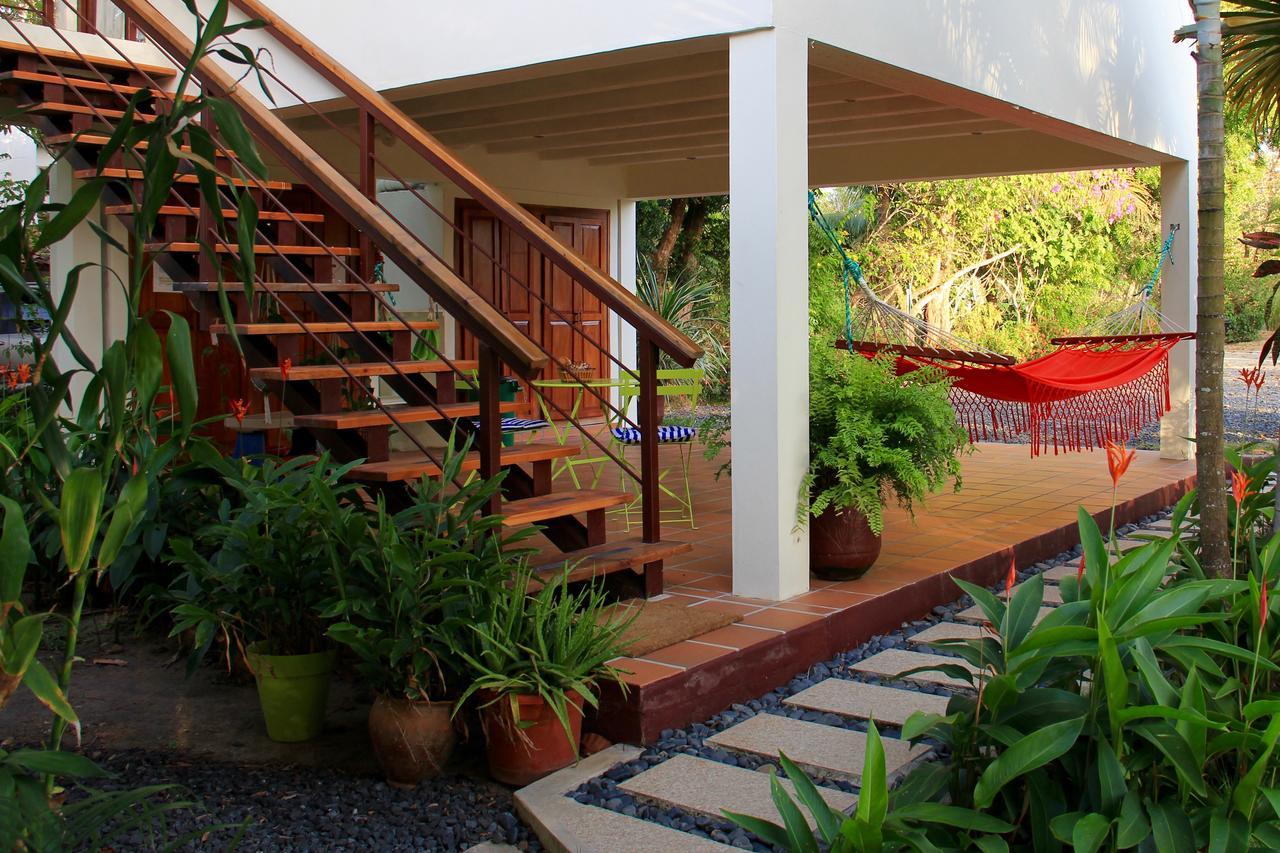 Cabanas La Casa De Pucha Pedasi Town Exterior photo